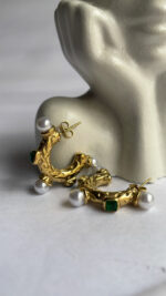 Emerald pearl hoops