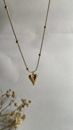 Dorica gold heart necklace - Image 4