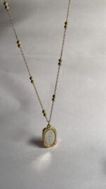 Rose blossom necklace